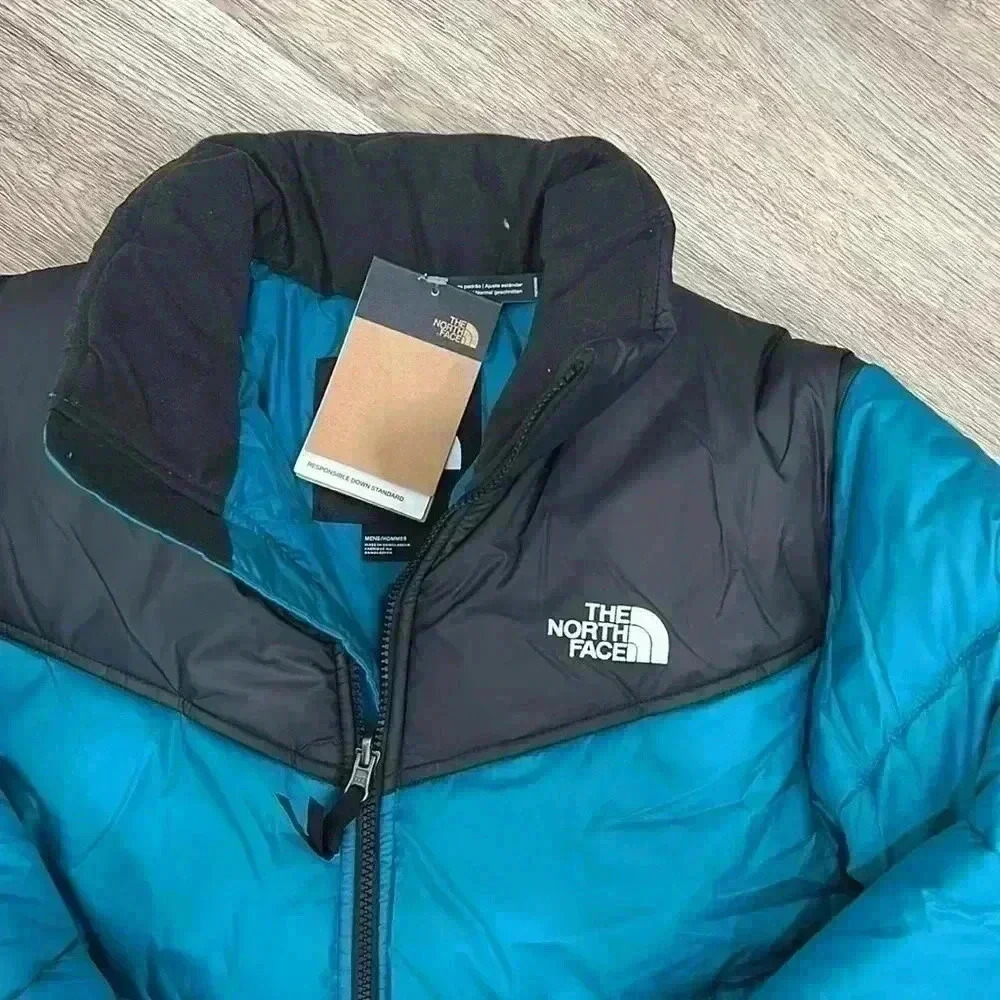 The North Face Men’s Green Puffer Jacket, Medium - Picture 2 of 13